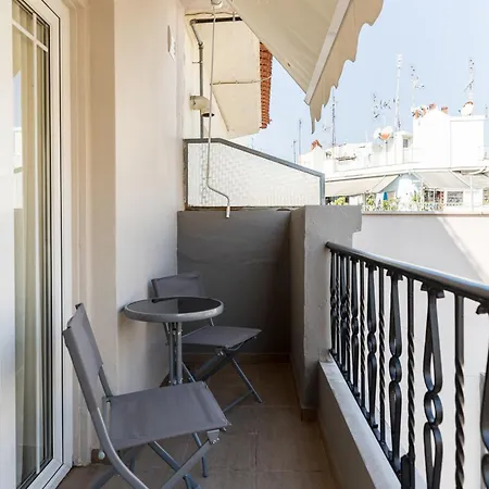 Camelia: Comfy Thessaloniki