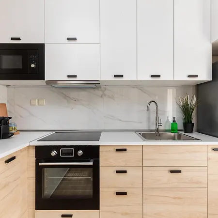 Camelia: Comfy * Thessaloniki